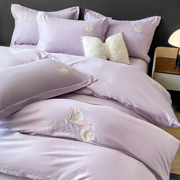 91家纺网 家纺一手货源 找家纺 昊翔家纺 2026全棉纯棉刺绣花四件套40支长绒棉100% 棉礼盒包装 澜韵-淡雅紫