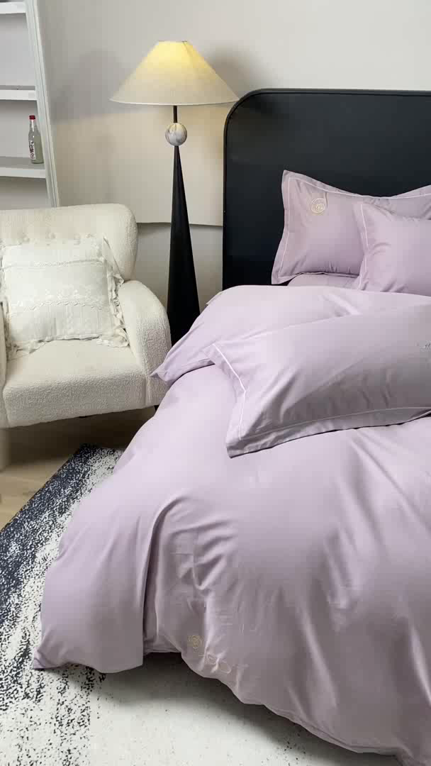 91家纺网 家纺一手货源 找家纺 昊翔家纺 2026全棉纯棉刺绣花四件套40支长绒棉100% 棉礼盒包装 澜韵-淡雅紫