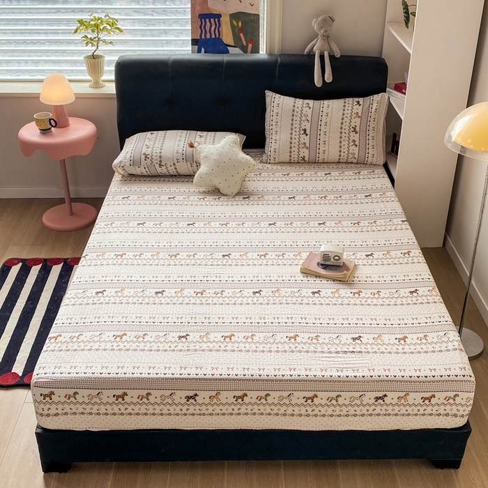 91家纺网 家纺一手货源 找家纺 赛琳 2026新款泡芙纱床笠系列单床笠床笠单件（有买家秀） 栗色木马纹