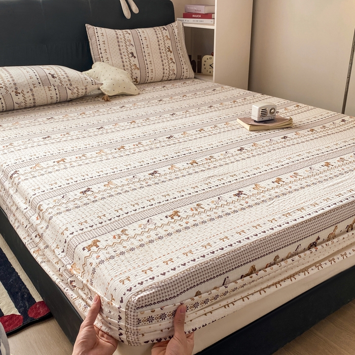 91家纺网 家纺一手货源 找家纺 赛琳 2026新款泡芙纱床笠系列单床笠床笠单件（有买家秀） 栗色木马纹