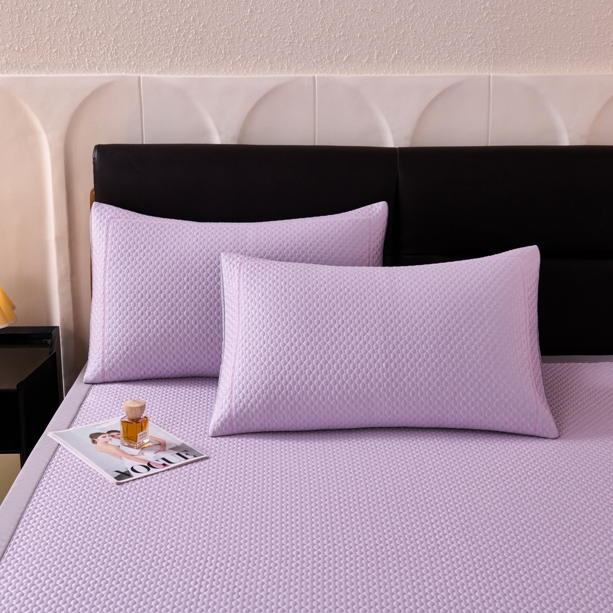 91家纺网 家纺一手货源 找家纺 席之家 2026新款PE中分子凉席三件套纯色平铺豆豆席-四叶草 四叶草-优雅紫