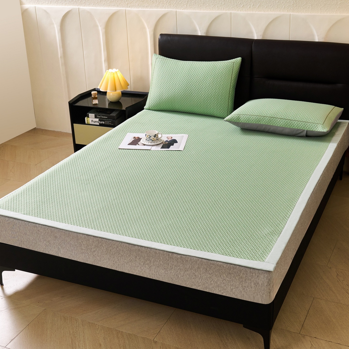 91家纺网 家纺一手货源 找家纺 席之家 2026新款PE中分子凉席三件套纯色平铺豆豆席-四叶草 四叶草-清新绿