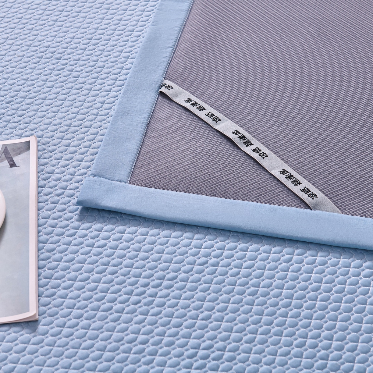 91家纺网 家纺一手货源 找家纺 席之家 2026新款PE中分子凉席三件套纯色平铺豆豆席-四叶草 四叶草-月光蓝