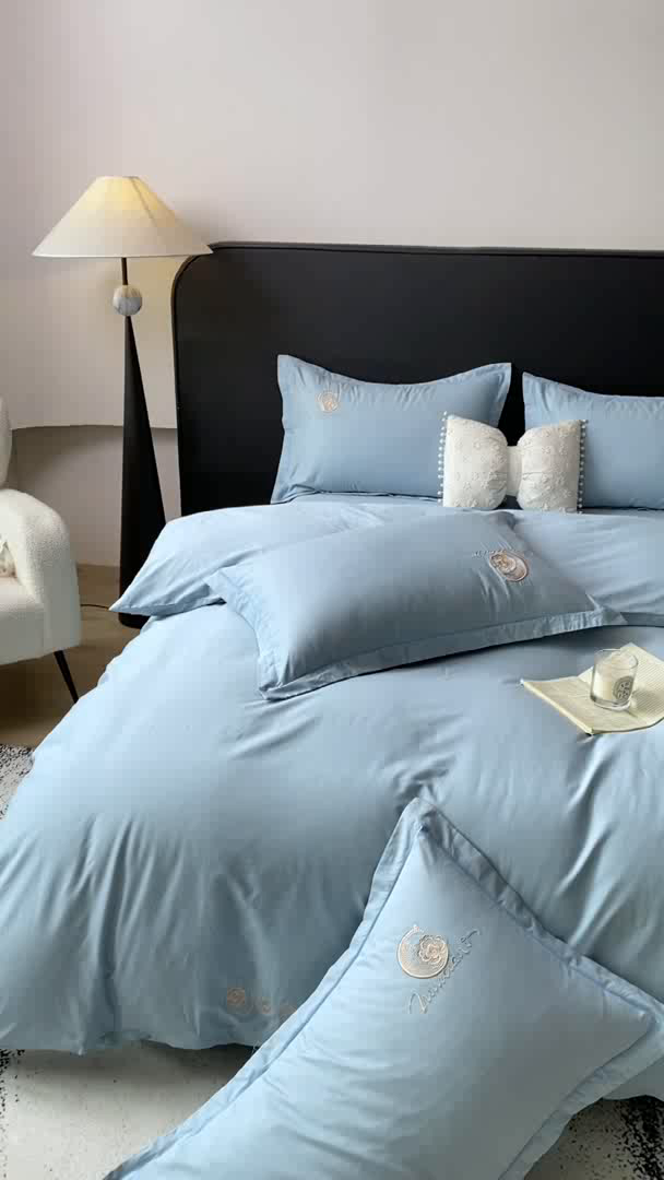 91家纺网 家纺一手货源 找家纺 昊翔家纺 2026全棉纯棉刺绣花四件套40支长绒棉100% 棉礼盒包装 澜韵-天空兰