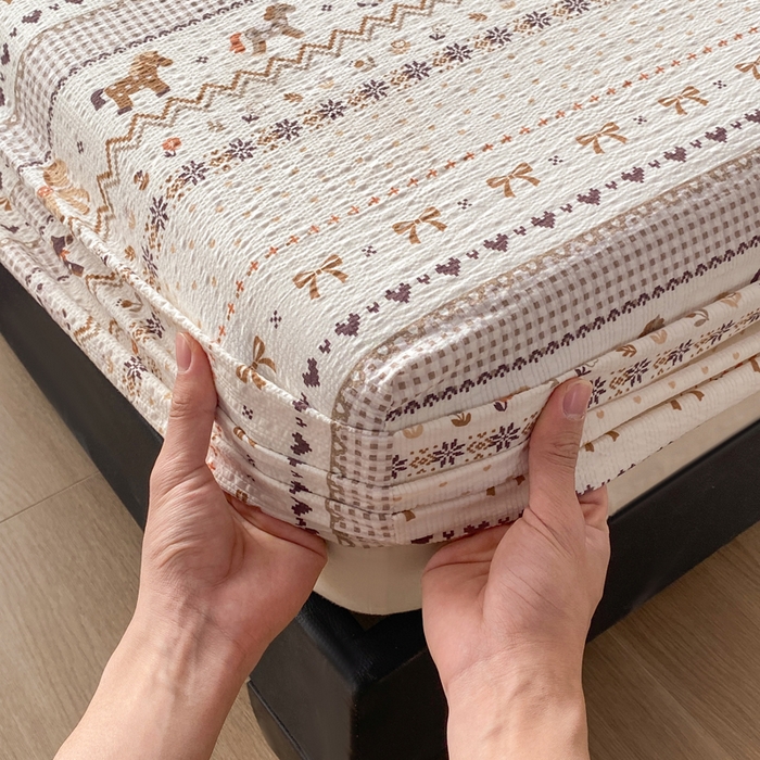 91家纺网 家纺一手货源 找家纺 赛琳 2026新款泡芙纱床笠系列单床笠床笠单件（有买家秀） 栗色木马纹