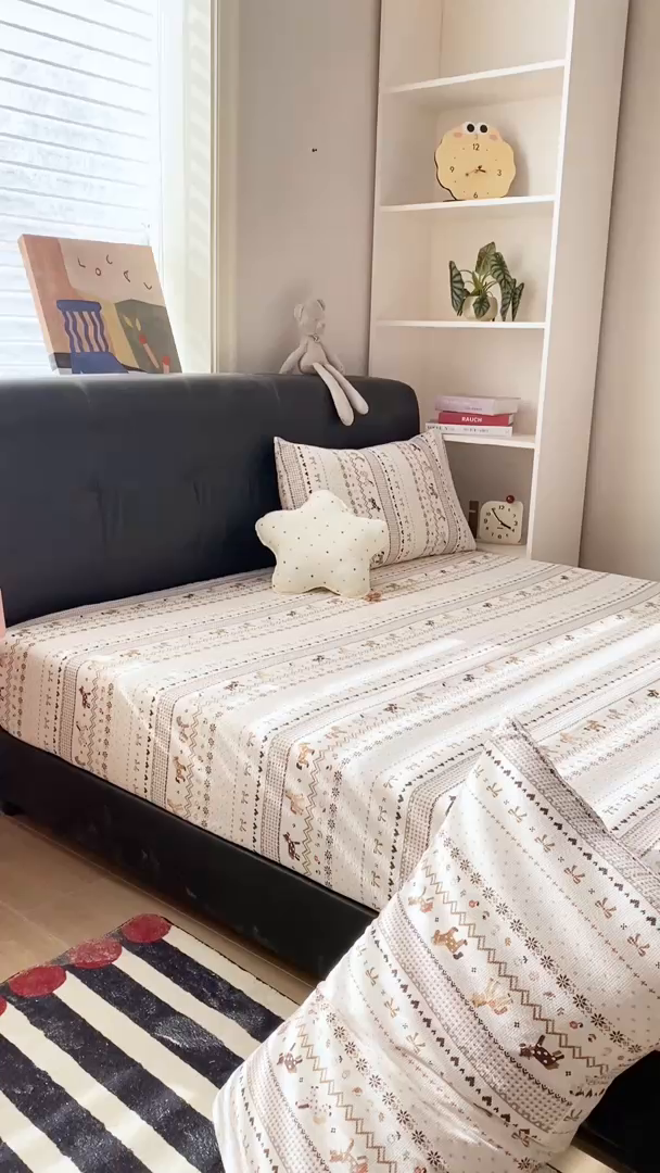 91家纺网 家纺一手货源 找家纺 赛琳 2026新款泡芙纱床笠系列单床笠床笠单件（有买家秀） 栗色木马纹