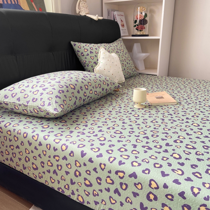 91家纺网 家纺一手货源 找家纺 赛琳 2026新款泡芙纱床笠系列单床笠床笠单件（有买家秀） 绿绸豹纹心