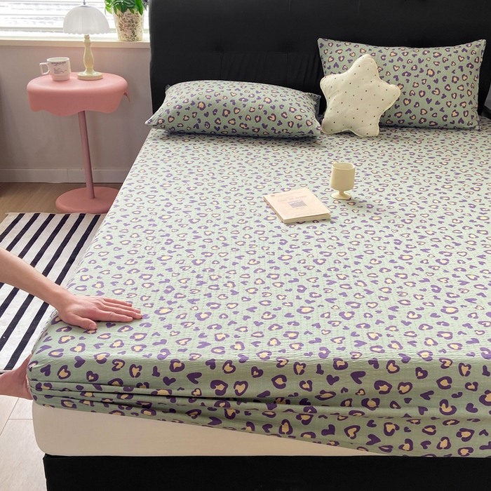 91家纺网 家纺一手货源 找家纺 赛琳 2026新款泡芙纱床笠系列单床笠床笠单件（有买家秀） 绿绸豹纹心