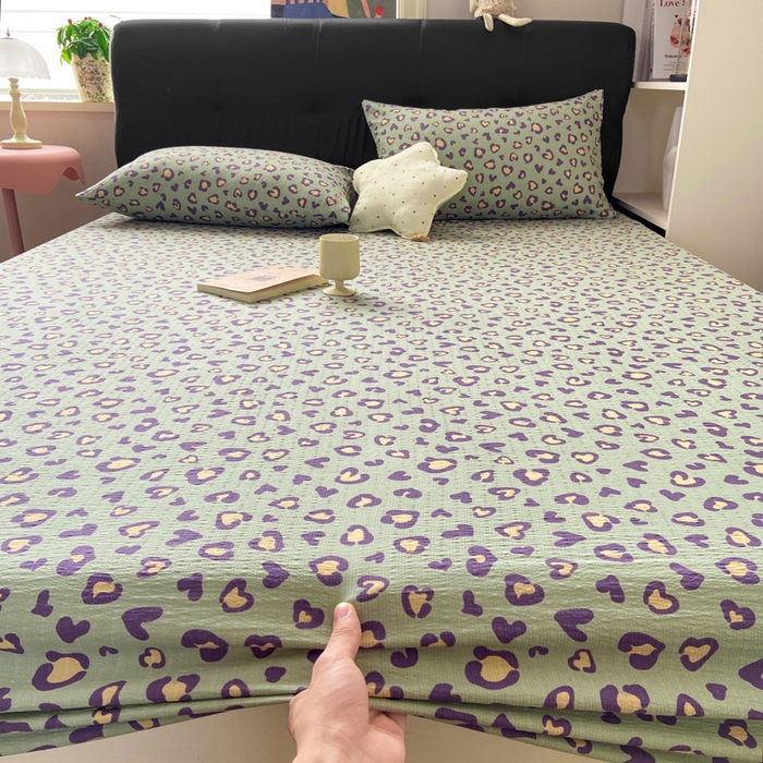 91家纺网 家纺一手货源 找家纺 赛琳 2026新款泡芙纱床笠系列单床笠床笠单件（有买家秀） 绿绸豹纹心