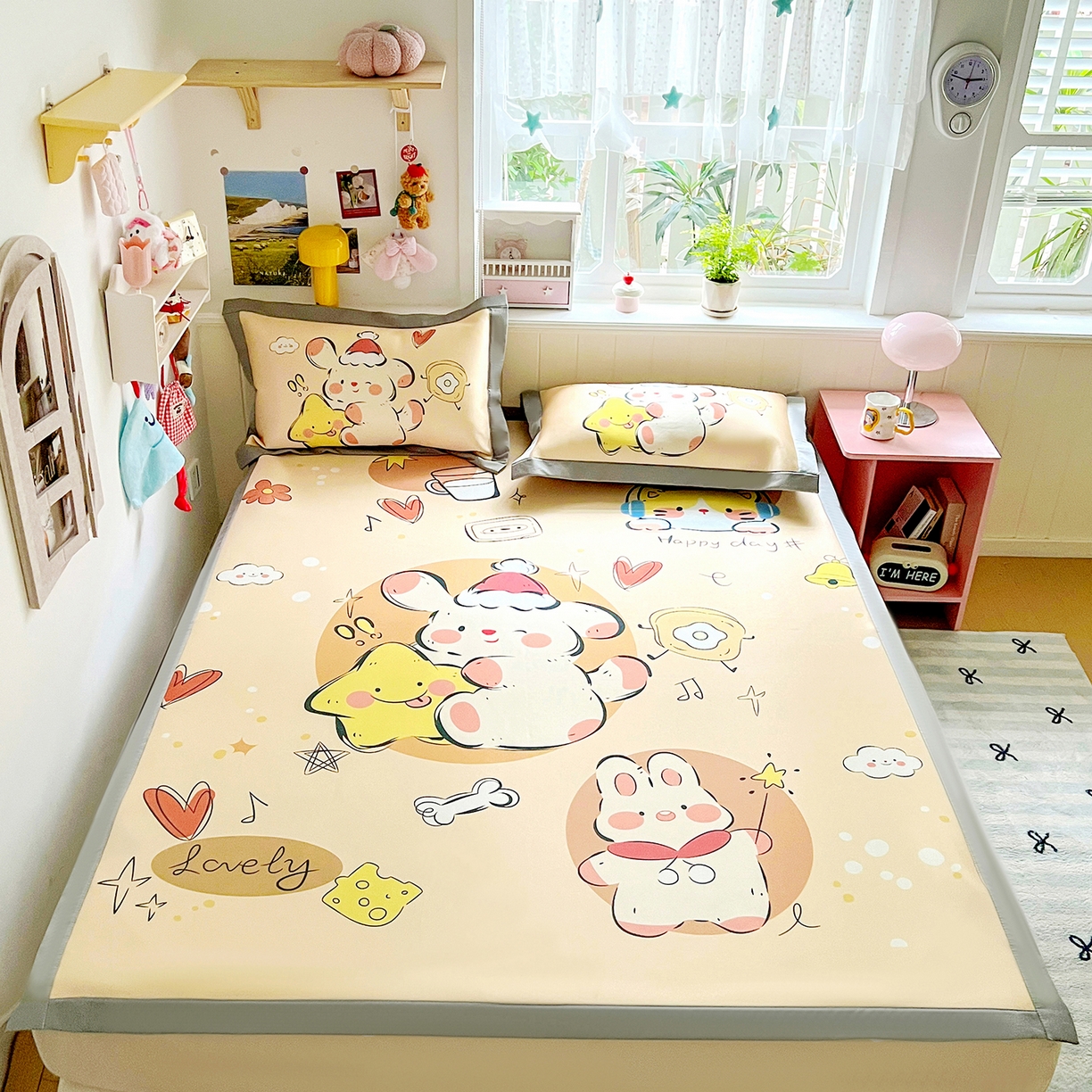 91家纺网 家纺一手货源 找家纺 KT猫直营店 2026新款数码卡通印花凉感冰丝软凉席席子 小确幸-席