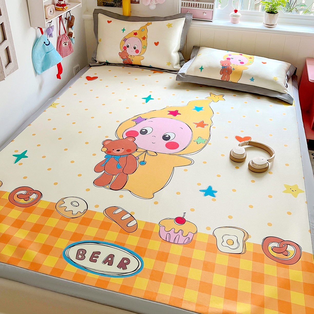 91家纺网 家纺一手货源 找家纺 KT猫直营店 2026新款数码卡通印花凉感冰丝软凉席席子 星仔面包铺-席