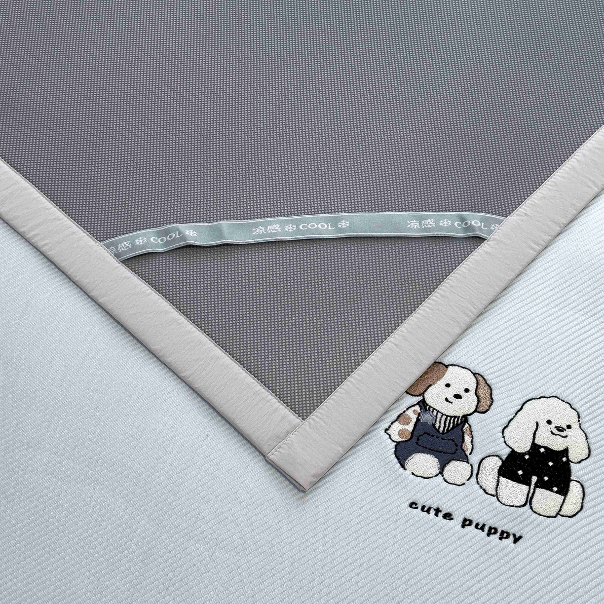 91家纺网 家纺一手货源 找家纺 孩子王家纺 2026春夏新款可机洗冰豆豆冰丝席凉席席子a类母婴级婴儿可用凉感值过0.21 可爱小狗 床单款