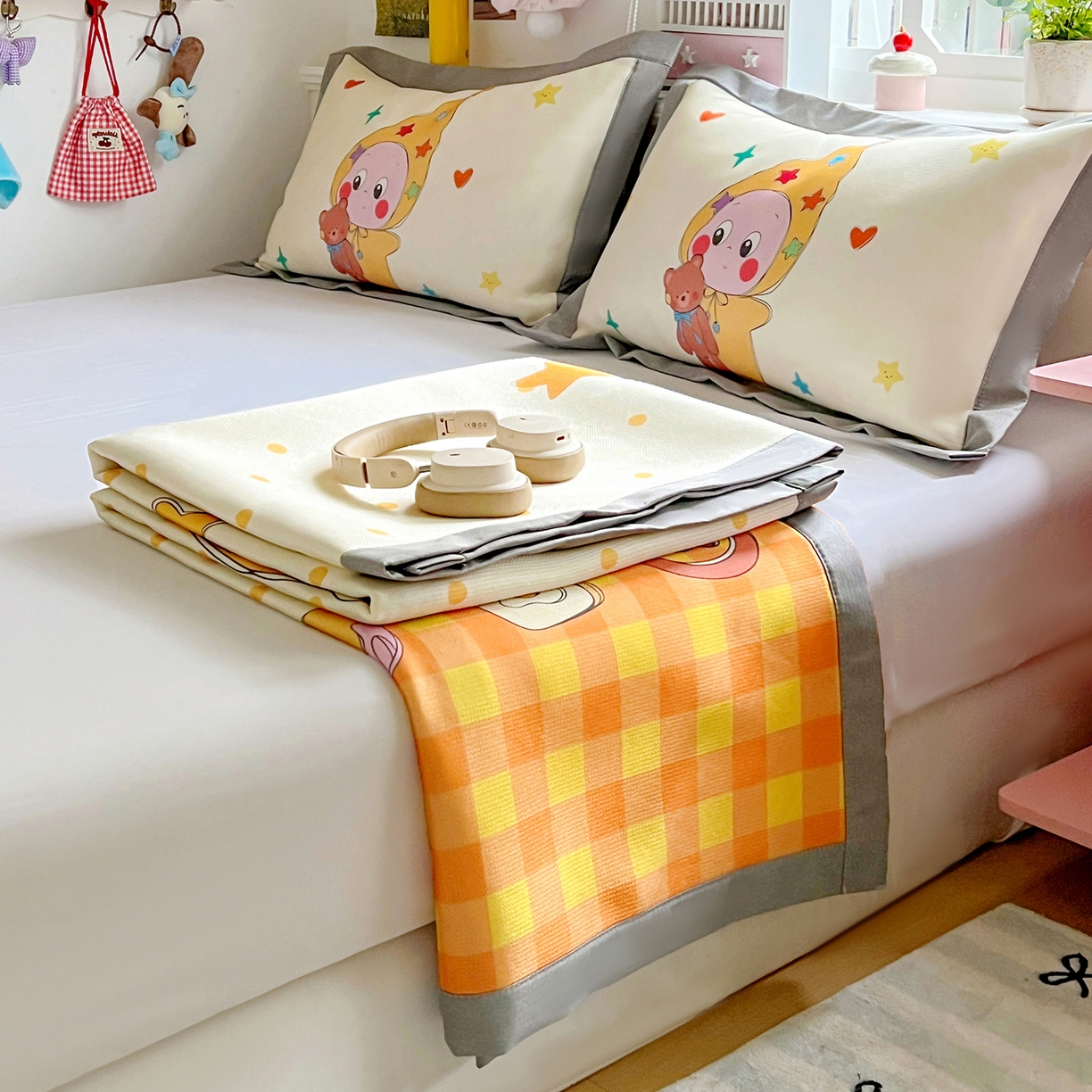 91家纺网 家纺一手货源 找家纺 KT猫直营店 2026新款数码卡通印花凉感冰丝软凉席席子 星仔面包铺-席