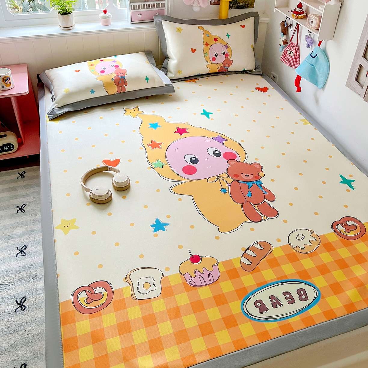 91家纺网 家纺一手货源 找家纺 KT猫直营店 2026新款数码卡通印花凉感冰丝软凉席席子 星仔面包铺-席