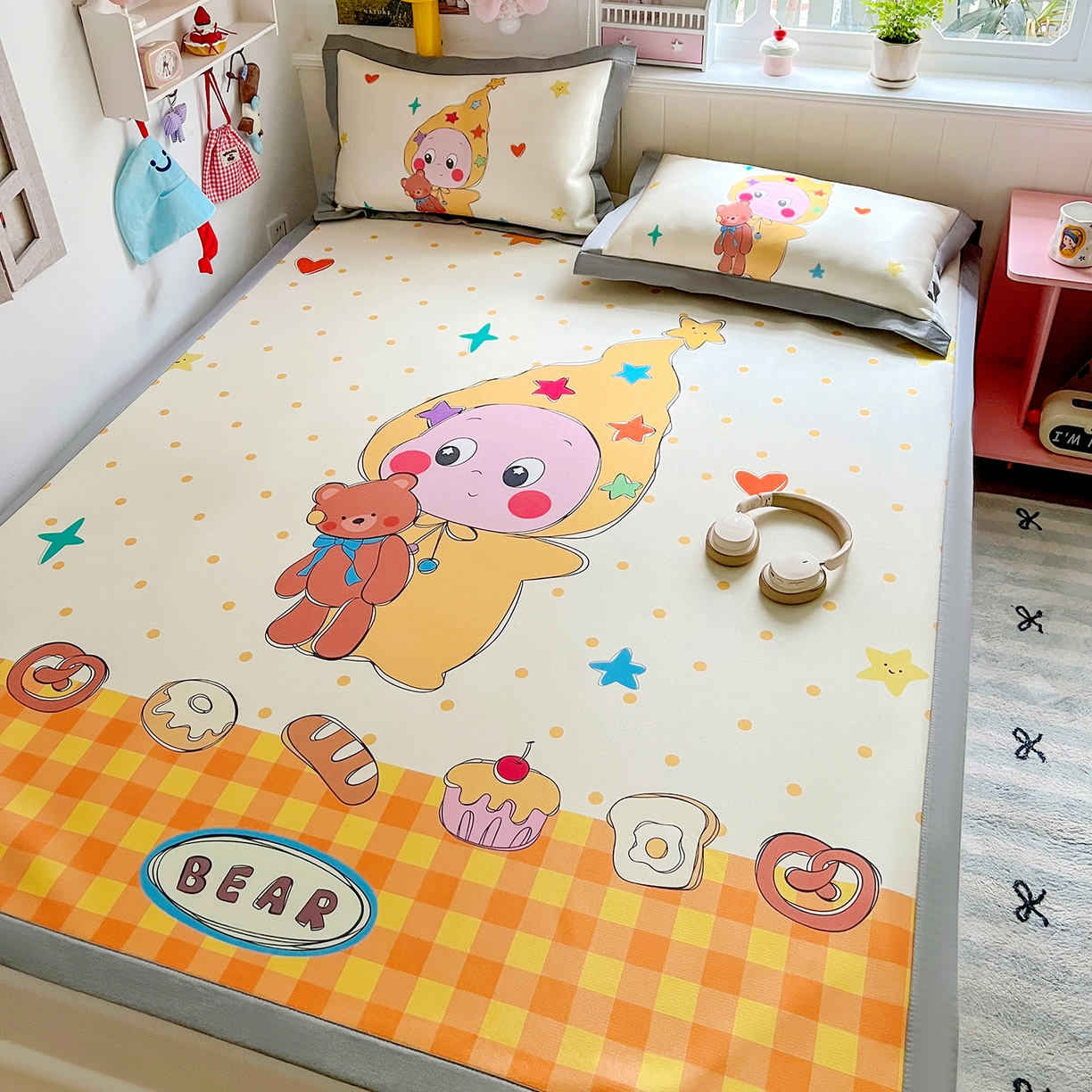 91家纺网 家纺一手货源 找家纺 KT猫直营店 2026新款数码卡通印花凉感冰丝软凉席席子 星仔面包铺-席