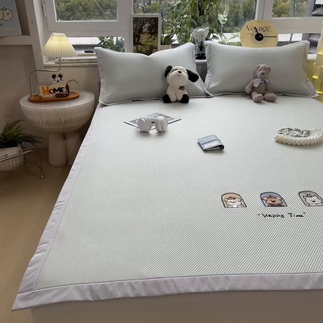 91家纺网 家纺一手货源 找家纺 孩子王家纺 2026春夏新款可机洗冰豆豆冰丝席凉席席子a类母婴级婴儿可用凉感值过0.21 萌趣时光 床单款