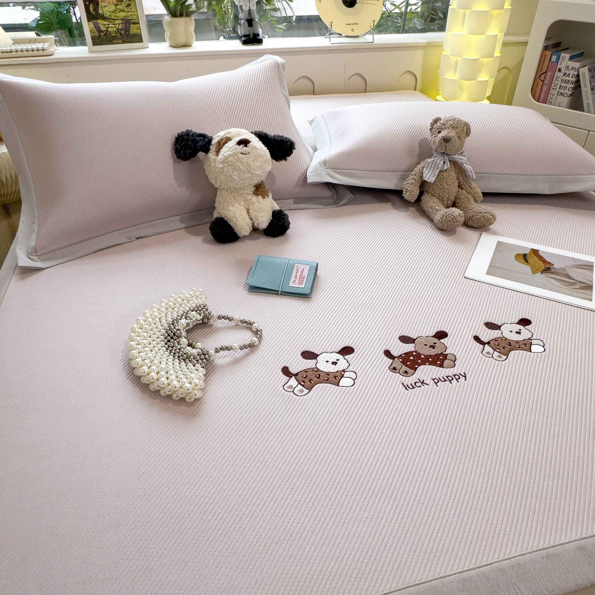 91家纺网 家纺一手货源 找家纺 孩子王家纺 2026春夏新款可机洗冰豆豆冰丝席凉席席子a类母婴级婴儿可用凉感值过0.21 趴趴狗 床单款