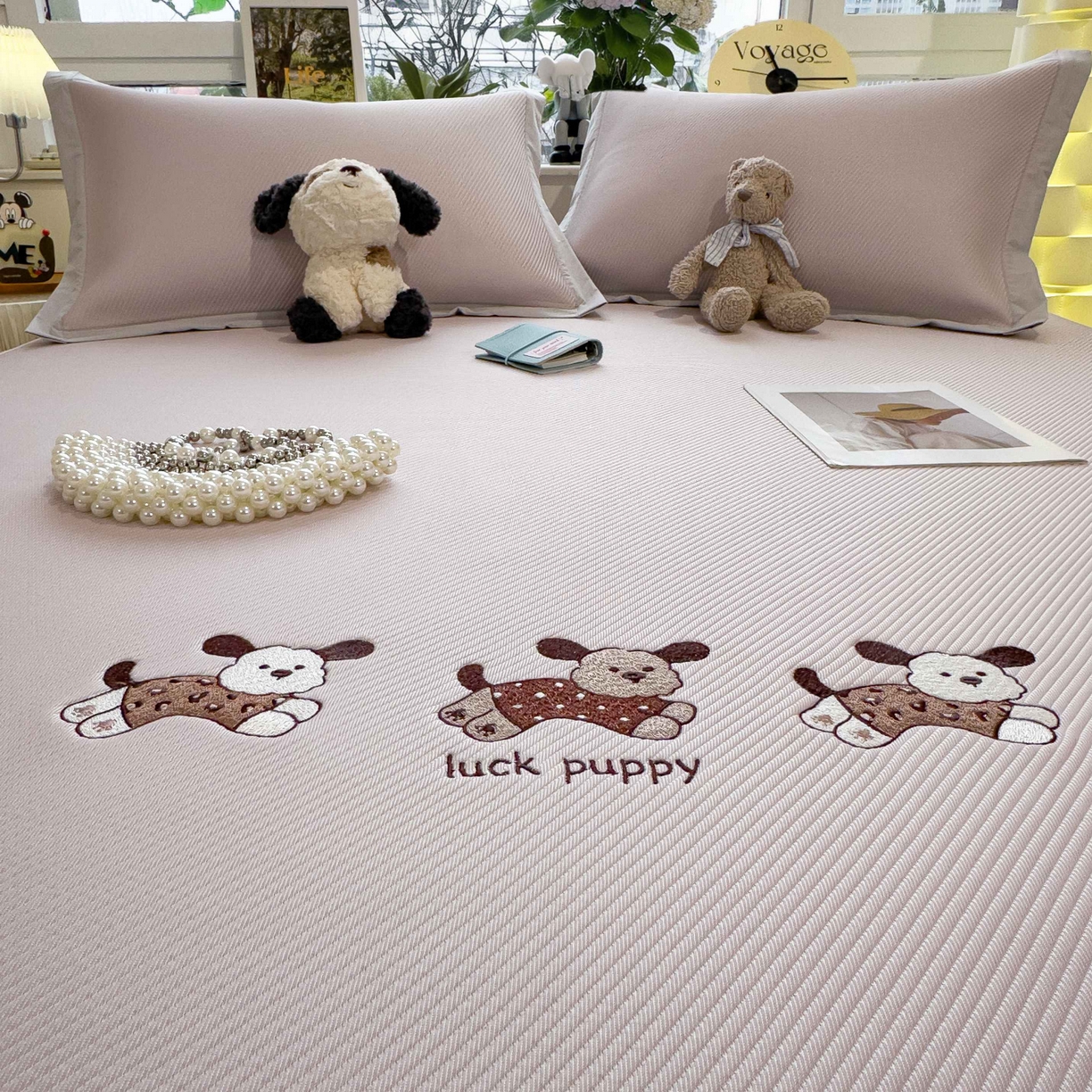 91家纺网 家纺一手货源 找家纺 孩子王家纺 2026春夏新款可机洗冰豆豆冰丝席凉席席子a类母婴级婴儿可用凉感值过0.21 趴趴狗 床单款