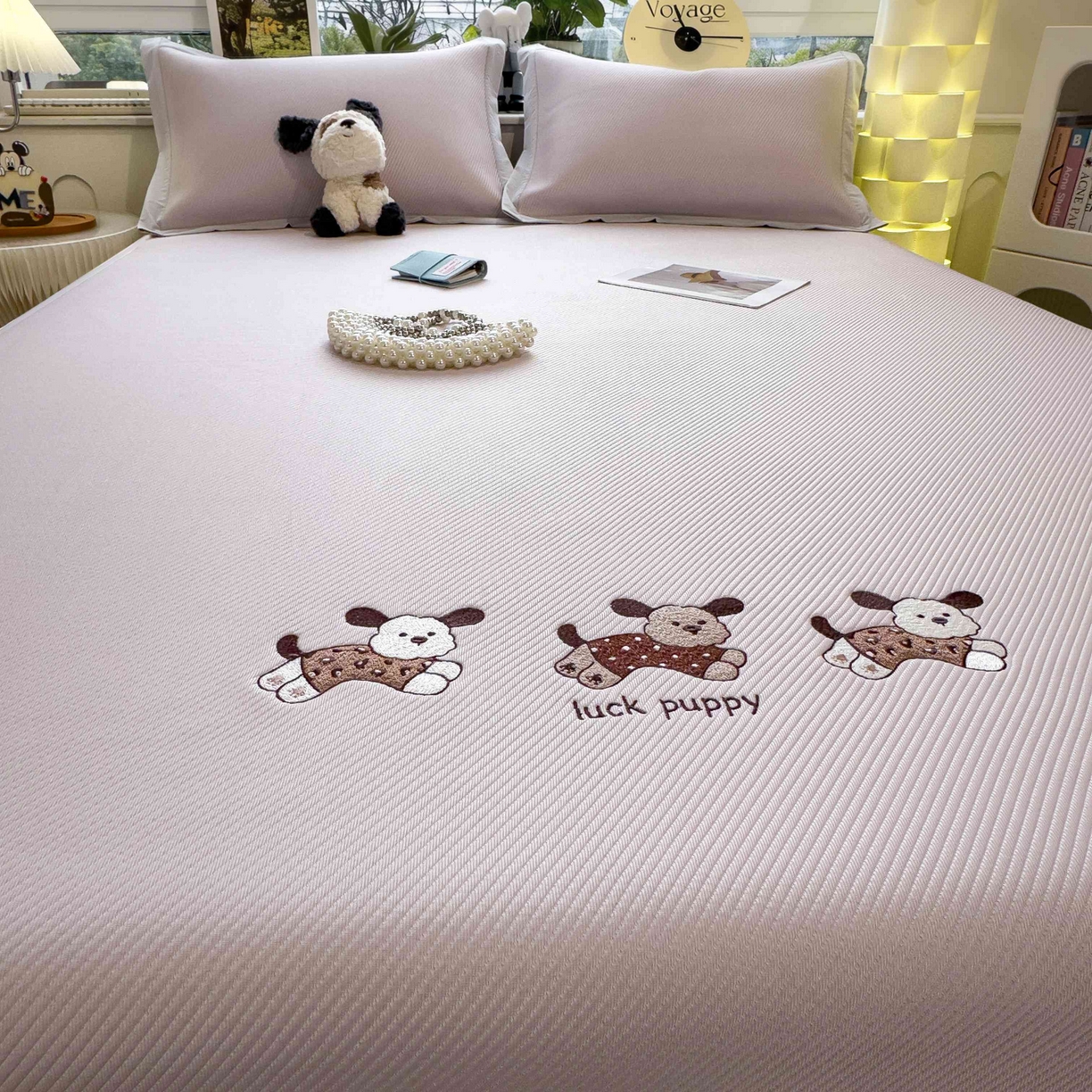 91家纺网 家纺一手货源 找家纺 孩子王家纺 2026春夏新款可机洗冰豆豆冰丝席凉席席子a类母婴级婴儿可用凉感值过0.21 趴趴狗 床单款