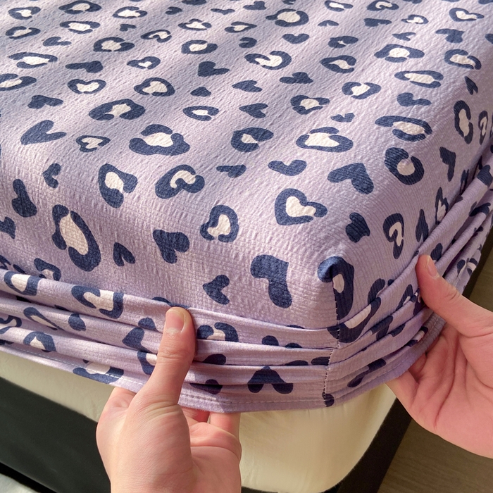 91家纺网 家纺一手货源 找家纺 赛琳 2026新款泡芙纱床笠系列单床笠床笠单件（有买家秀） 紫绸豹纹心