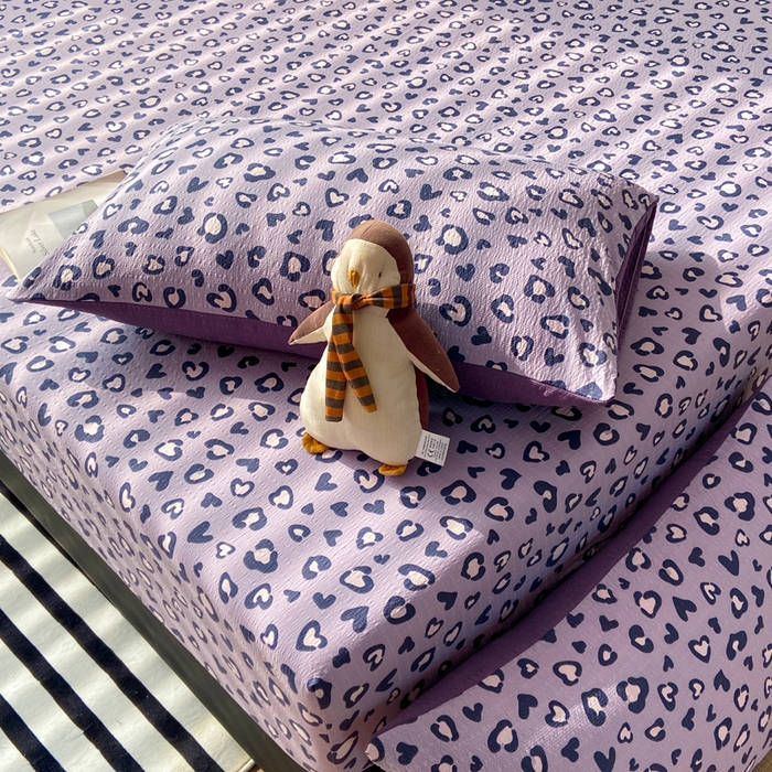 91家纺网 家纺一手货源 找家纺 赛琳 2026新款泡芙纱床笠系列单床笠床笠单件（有买家秀） 紫绸豹纹心