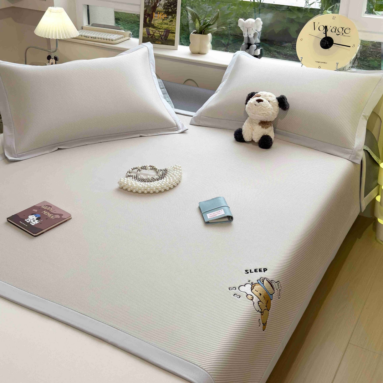 91家纺网 家纺一手货源 找家纺 孩子王家纺 2026春夏新款可机洗冰豆豆冰丝席凉席席子a类母婴级婴儿可用凉感值过0.21 贪吃小狗 床单款