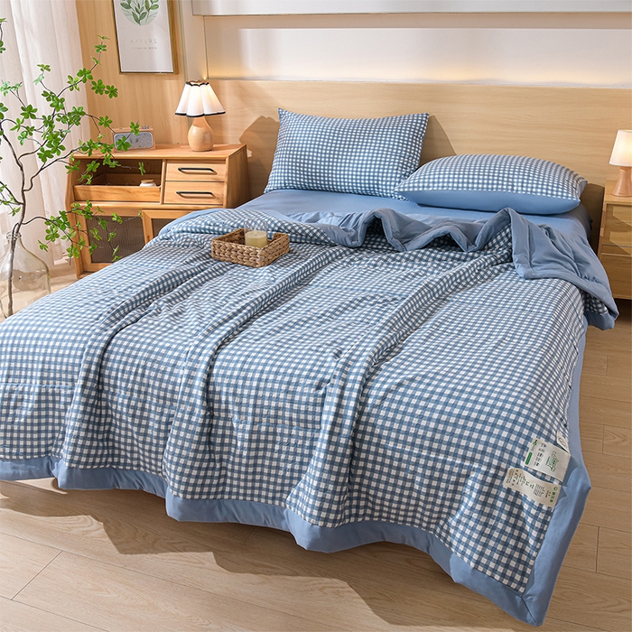 91家纺网 家纺一手货源 找家纺 欧朵家纺 2026春夏新款水洗棉新疆棉花被夏凉被空调被 蓝小格