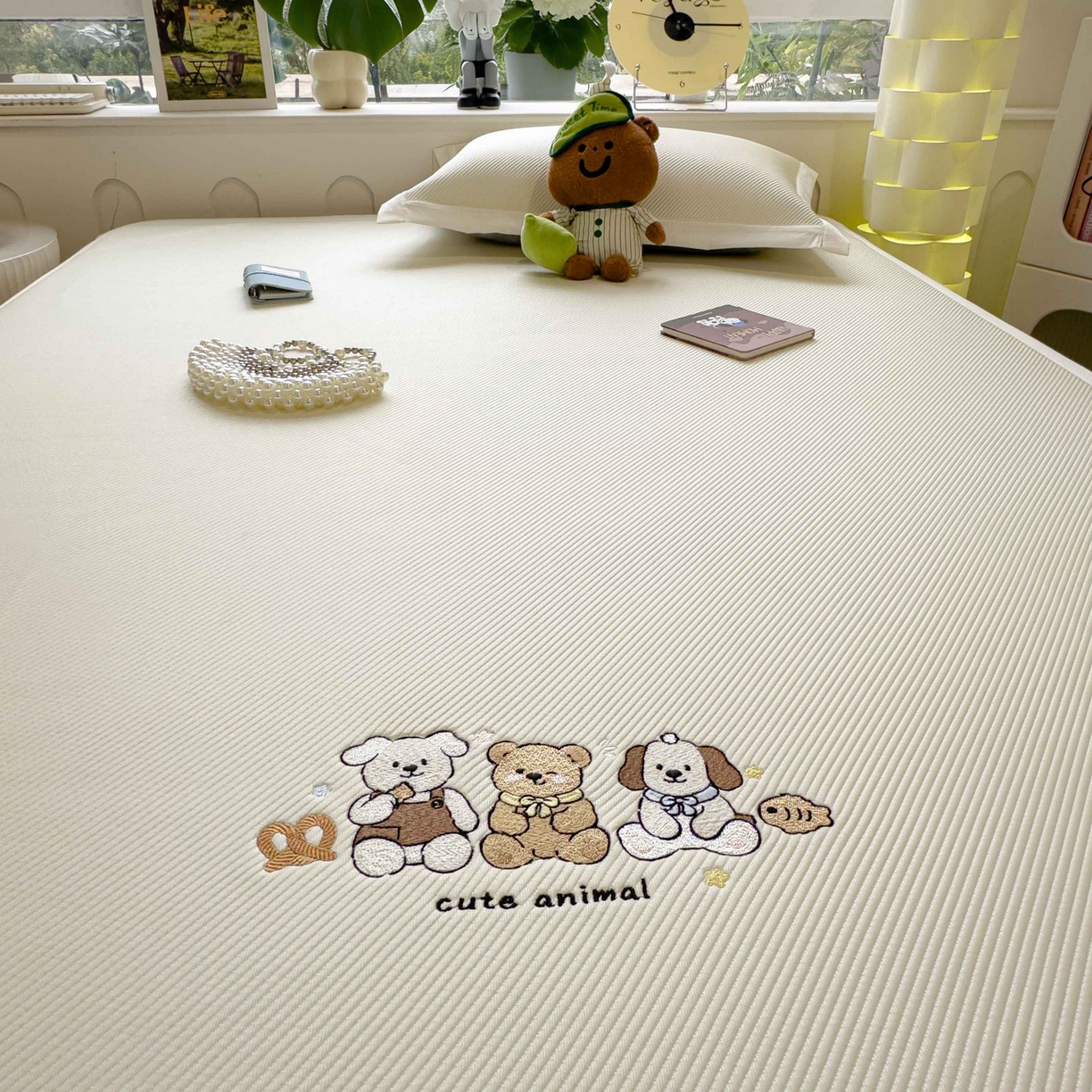 91家纺网 家纺一手货源 找家纺 孩子王家纺 2026春夏新款可机洗冰豆豆冰丝席凉席席子a类母婴级婴儿可用凉感值过0.21 小友聚会 床单款