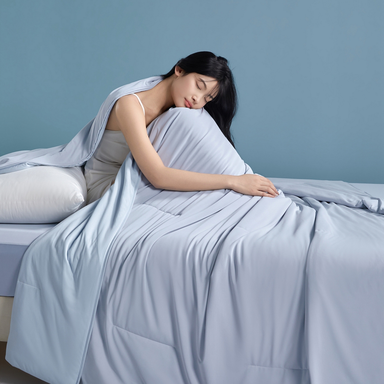 91家纺网 家纺一手货源 找家纺 龙图家纺 2026新款星球睡眠夏凉被被子被芯 青空灰