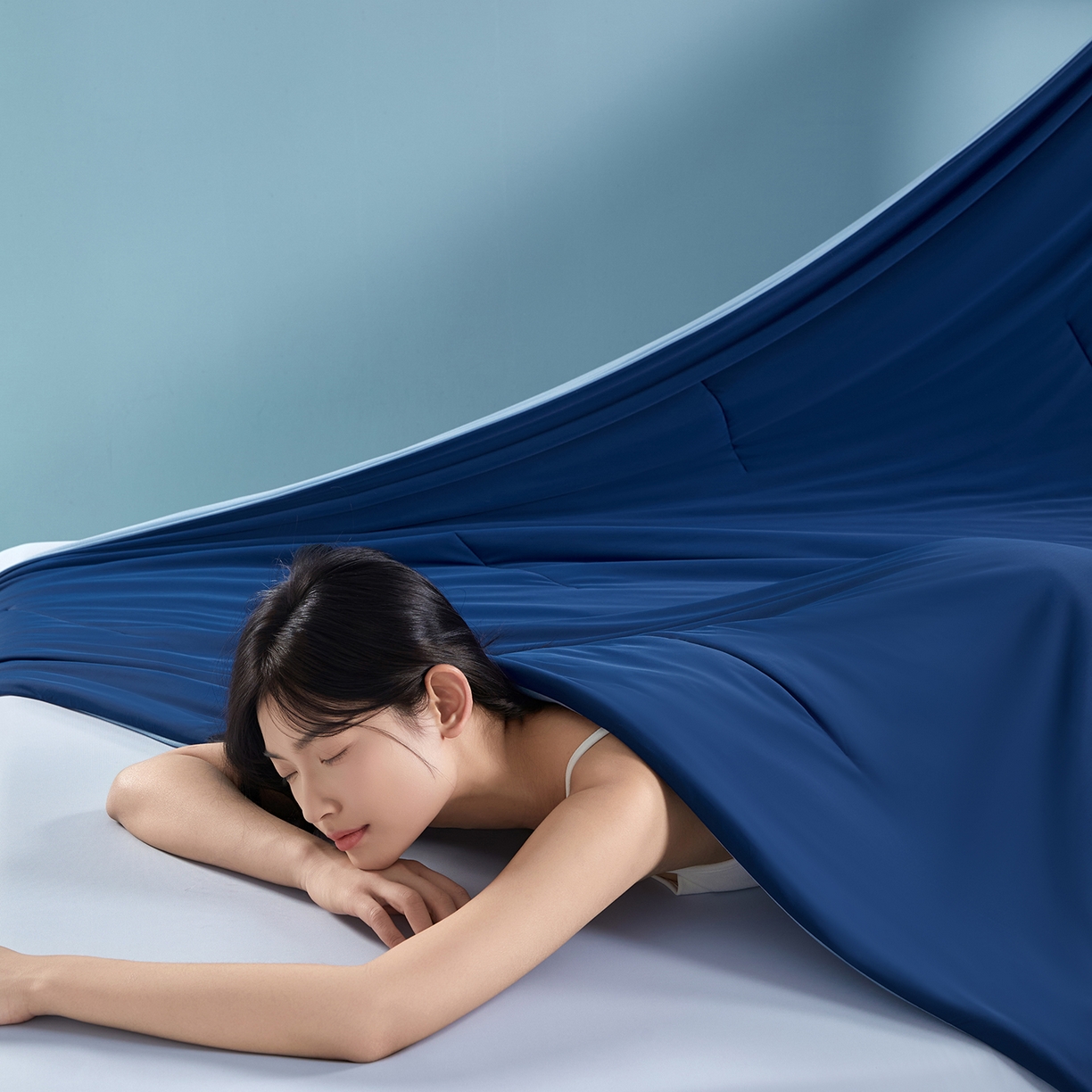 91家纺网 家纺一手货源 找家纺 龙图家纺 2026新款星球睡眠夏凉被被子被芯 深睡蓝