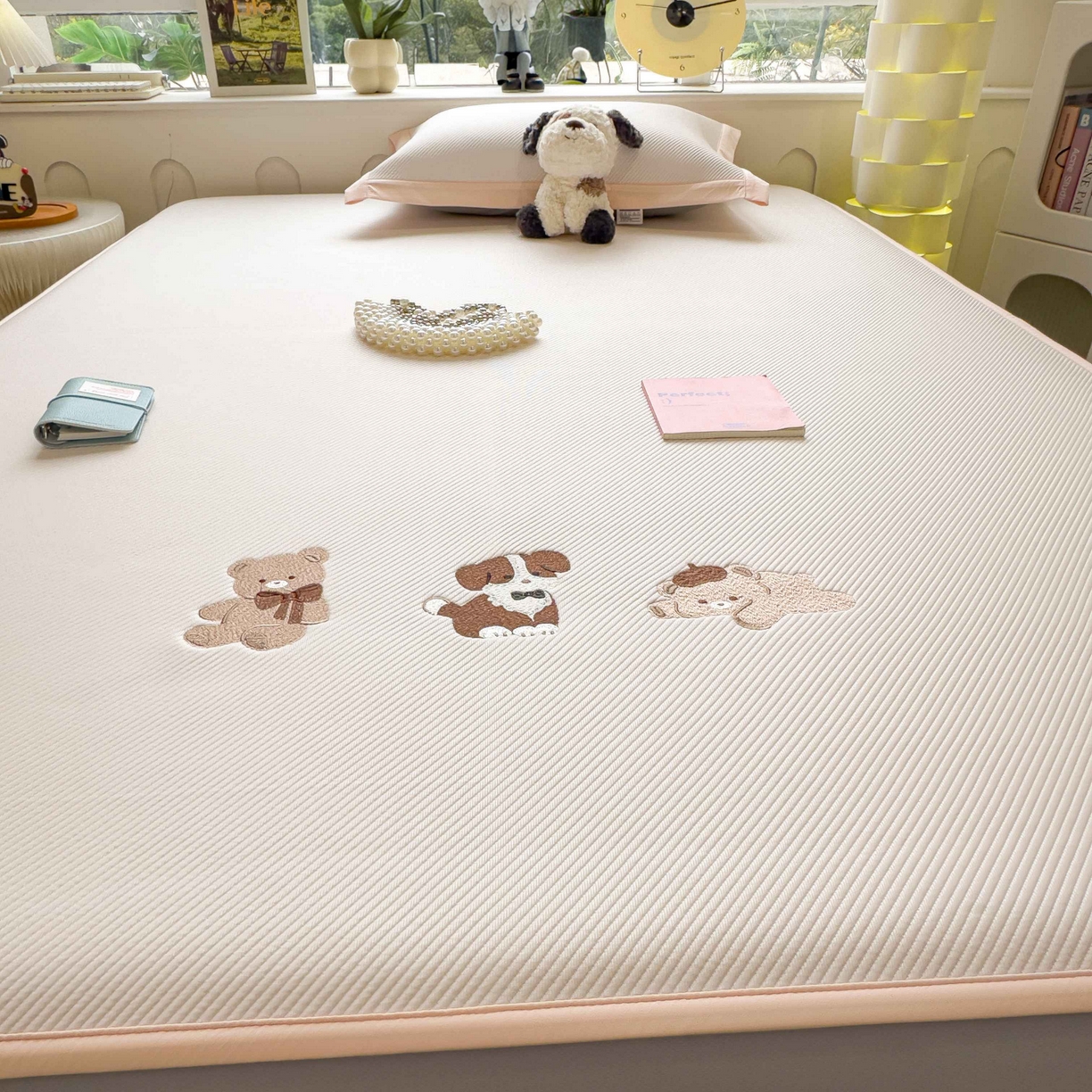 91家纺网 家纺一手货源 找家纺 孩子王家纺 2026春夏新款可机洗冰豆豆冰丝席凉席席子a类母婴级婴儿可用凉感值过0.21 软萌小熊 床笠款