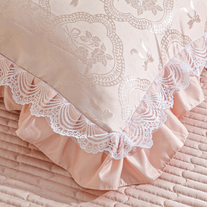 91家纺网 家纺一手货源 找家纺 畅畅家纺 2026新款春夏高档轻奢韩版提花花边床盖四件套水洗真丝冰丝套件 花边-浅玉