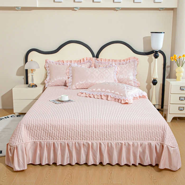 91家纺网 家纺一手货源 找家纺 畅畅家纺 2026新款春夏高档轻奢韩版提花花边床盖四件套水洗真丝冰丝套件 花边-浅玉