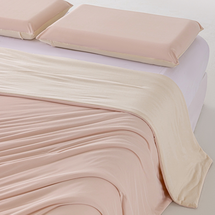 91家纺网 家纺一手货源 找家纺 迪梵家纺 2026春夏新款星级酒店同款深睡控温被Pro3.0夏被空调被冰丝夏凉被 橘雾粉