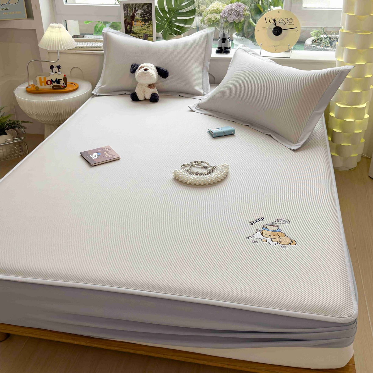 91家纺网 家纺一手货源 找家纺 孩子王家纺 2026春夏新款可机洗冰豆豆冰丝席凉席席子a类母婴级婴儿可用凉感值过0.21 贪吃小狗 床笠款