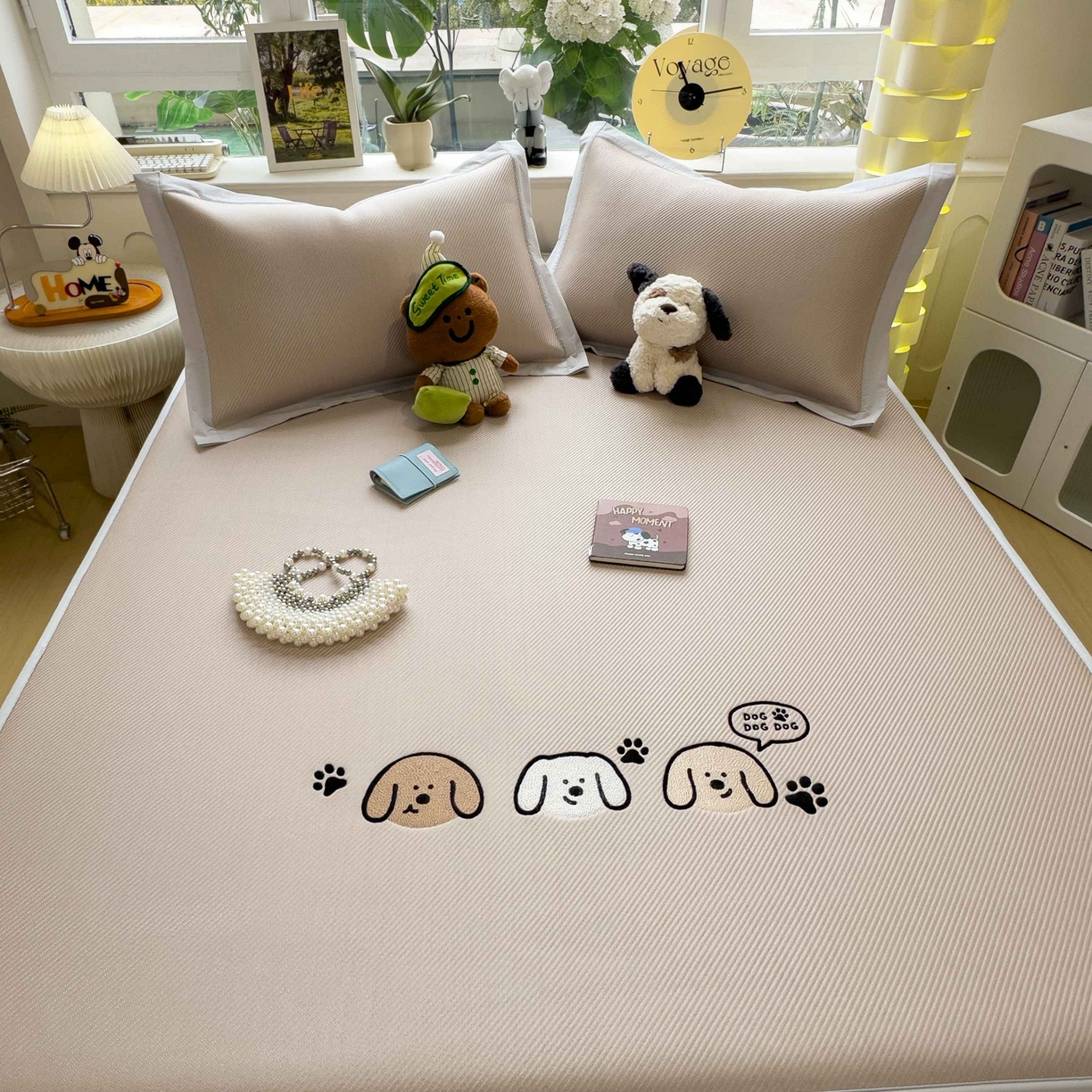 91家纺网 家纺一手货源 找家纺 孩子王家纺 2026春夏新款可机洗冰豆豆冰丝席凉席席子a类母婴级婴儿可用凉感值过0.21 汪汪线条狗 床笠款