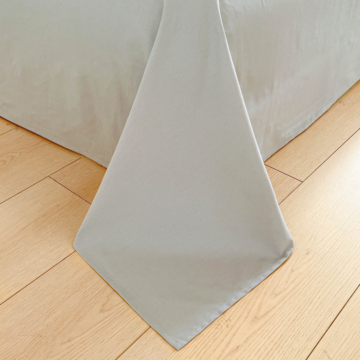 91家纺网 家纺一手货源 找家纺 涵宸家纺 2026新款全棉印花小清新四件套 暮洛星