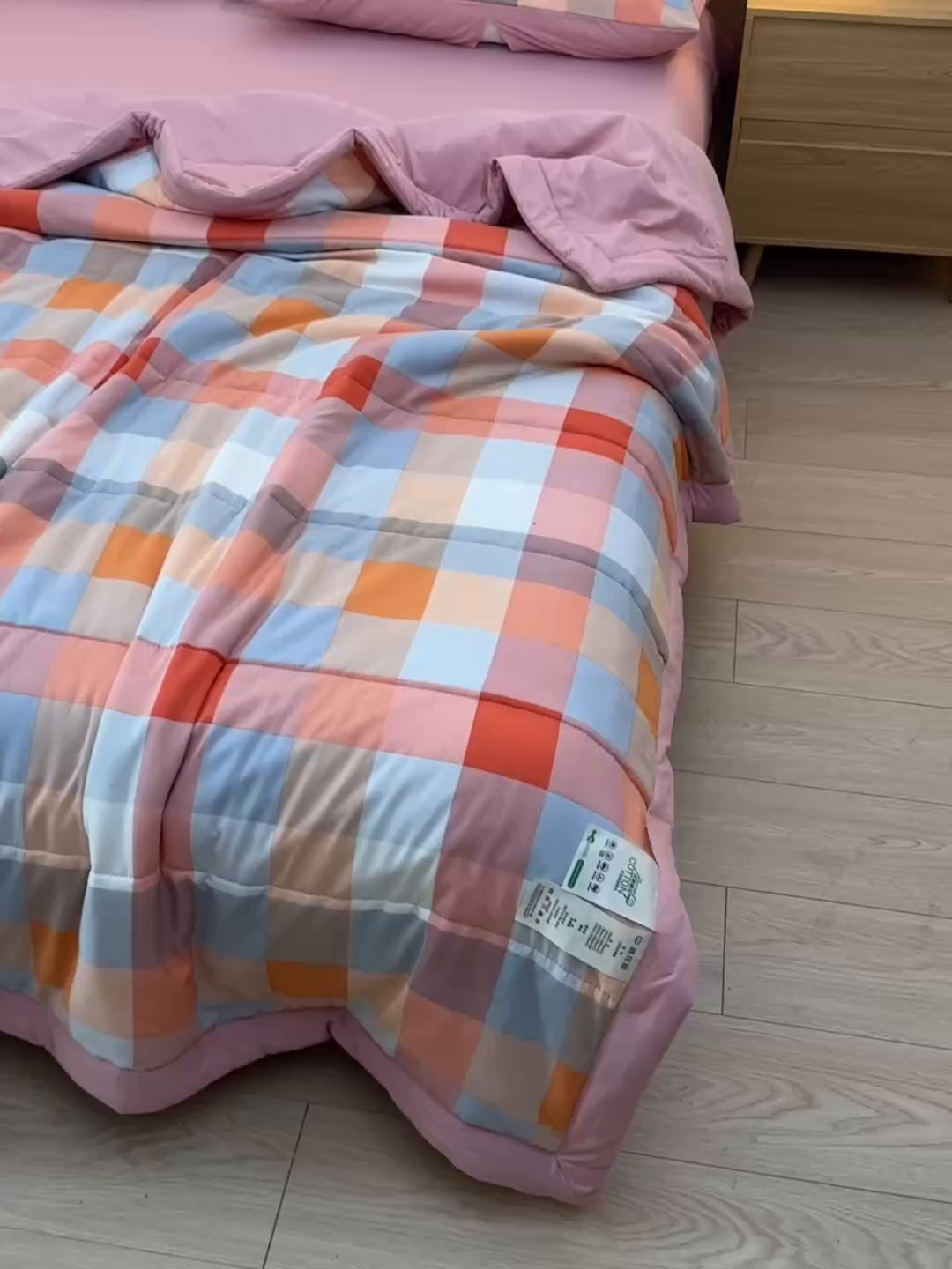 91家纺网 家纺一手货源 找家纺 欧朵家纺 2026春夏新款水洗棉新疆棉花被夏凉被空调被 落日-桔