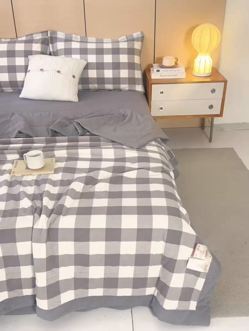 91家纺网 家纺一手货源 找家纺 81号家纺 2026新款全棉纯棉色织棉花夏被夏凉被空调被 灰大格