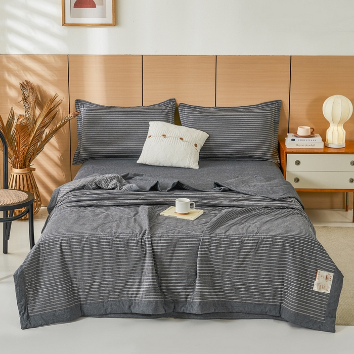 91家纺网 家纺一手货源 找家纺 81号家纺 2026新款全棉纯棉色织棉花夏被夏凉被空调被 灰细条