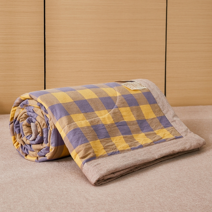 91家纺网 家纺一手货源 找家纺 81号家纺 2026新款全棉纯棉色织棉花夏被夏凉被空调被 姜黄紫格