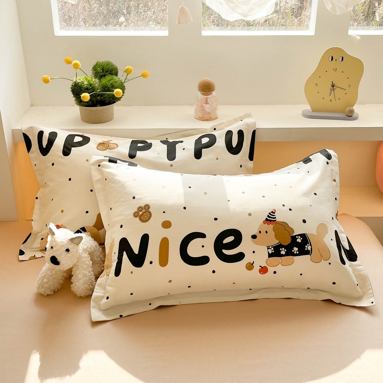 91家纺网 家纺一手货源 找家纺 涵宸家纺 2026新款全棉印花小清新四件套 苹果腊肠狗