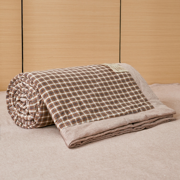 91家纺网 家纺一手货源 找家纺 81号家纺 2026新款全棉纯棉色织棉花夏被夏凉被空调被 咖小格