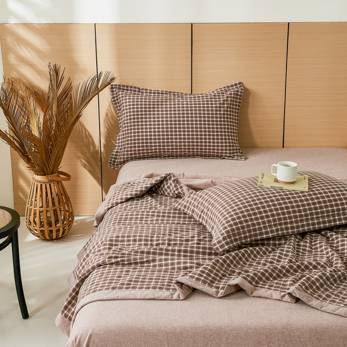 91家纺网 家纺一手货源 找家纺 81号家纺 2026新款全棉纯棉色织棉花夏被夏凉被空调被 咖小格