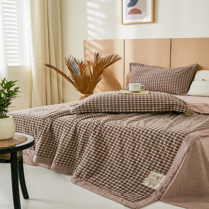 91家纺网 家纺一手货源 找家纺 81号家纺 2026新款全棉纯棉色织棉花夏被夏凉被空调被 咖小格