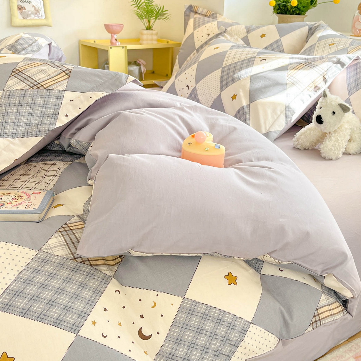 91家纺网 家纺一手货源 找家纺 涵宸家纺 2026新款全棉印花小清新四件套 日月行-灰