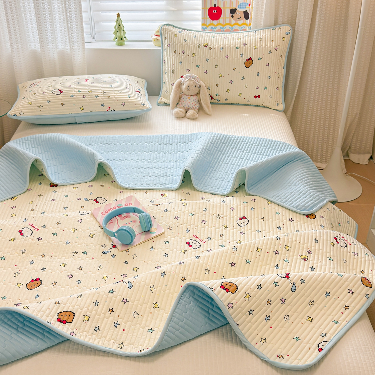 91家纺网 家纺一手货源 找家纺 雅萱家纺 2026新款森系全棉夹棉印花床盖 星星猫