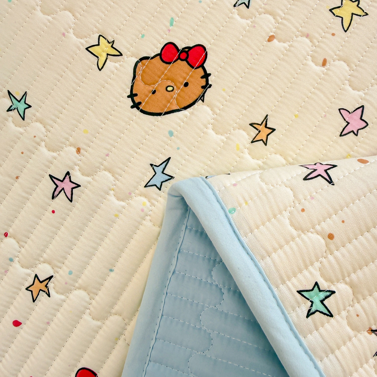 91家纺网 家纺一手货源 找家纺 雅萱家纺 2026新款森系全棉夹棉印花床盖 星星猫