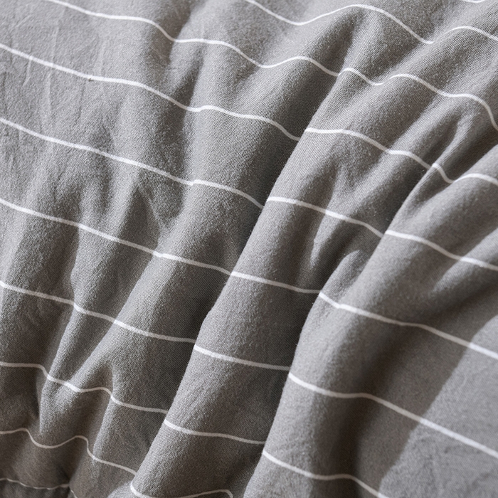 91家纺网 家纺一手货源 找家纺 欧朵家纺 2026春夏新款水洗棉新疆棉花被夏凉被空调被 双线条-灰