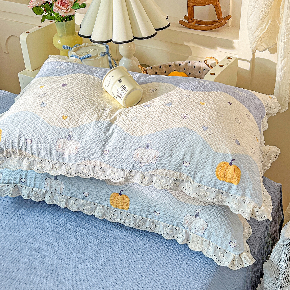 91家纺网 家纺一手货源 找家纺 一比一家纺 2026新款泡芙纱花边四件套 果子小象